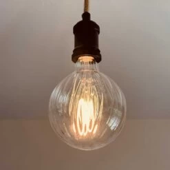 Ampoule LED E27 Striée D12.5cm Pour Luminaire -Décor Soldes ampoule led e27 striee d125cm pour luminaire 2