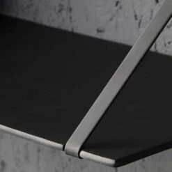 Etagère Murale Avec Tablette Et Cintre En Fer Noir -Décor Soldes etagere murale avec tablette et cintre fer noir 2