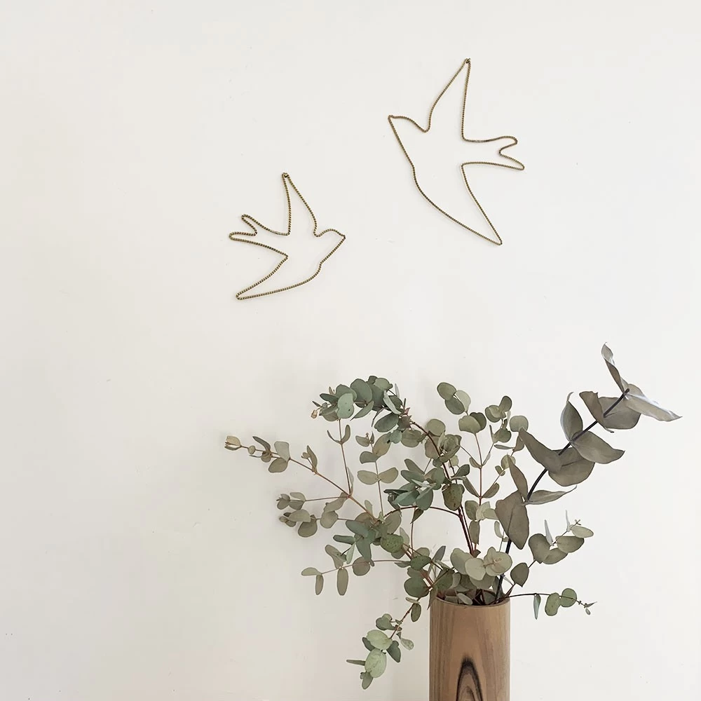 Hirondelle Déco Murale En Métal Doré Torsadé Fabriquée à La Main 8 Hirondelle Déco Murale En Métal Doré Torsadé Fabriquée à La Main – Image 6