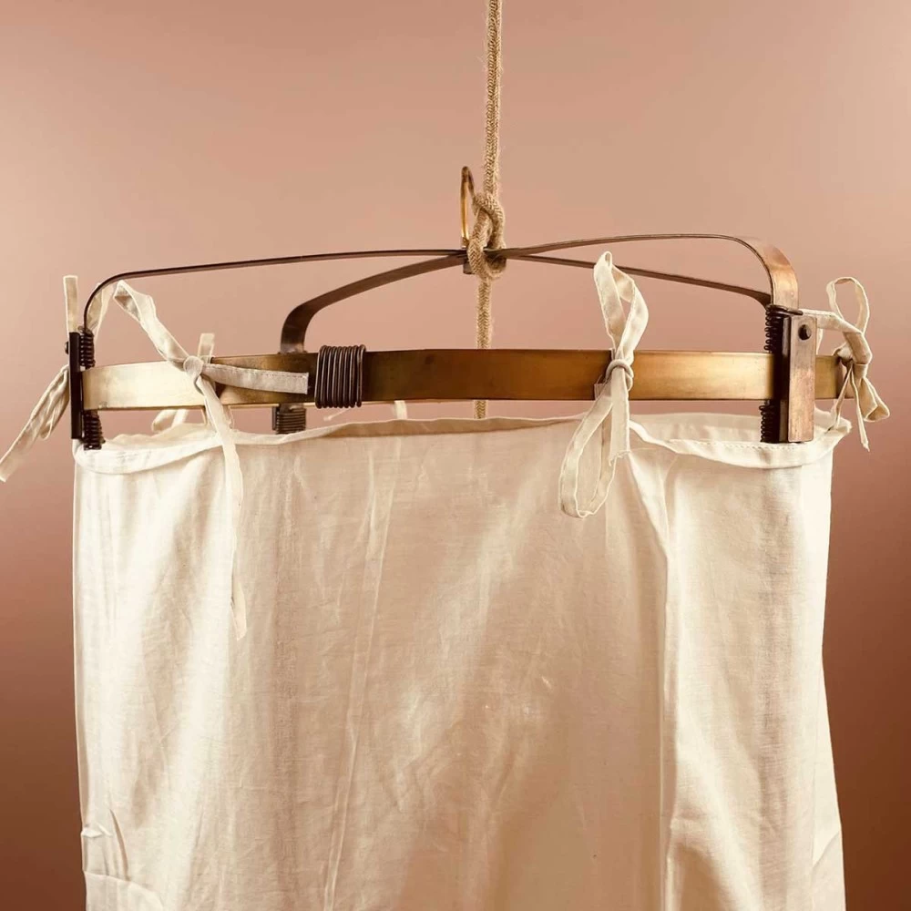 Lanterne Thaïlandaise Métal Et Tissu Beige Uni L 5 Lanterne Thaïlandaise Métal Et Tissu Beige Uni L – Image 3