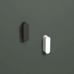 Patère En Bois Mdf Noir Pour Baladeuse - Opjet -Décor Soldes patere en metal noir pour baladeuse opjet 4