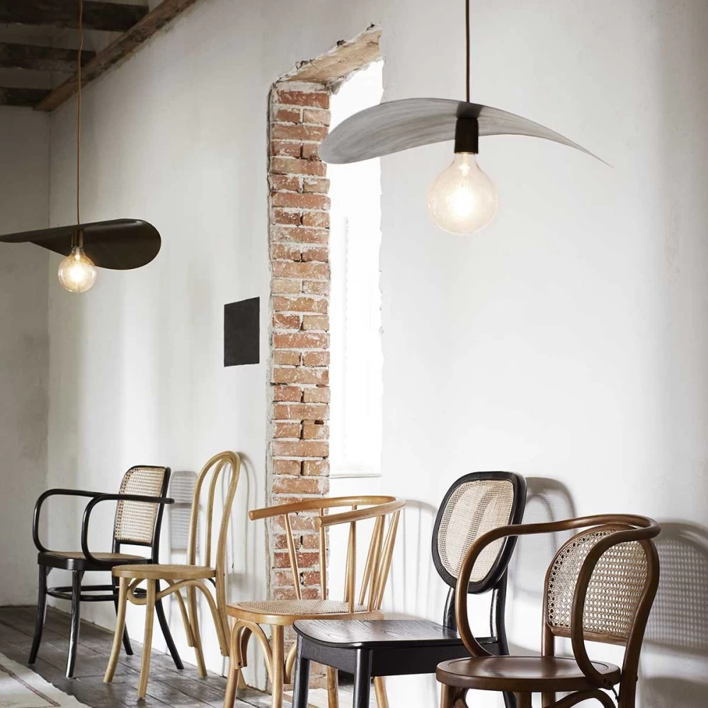 Suspension Coupole En Métal Doré Forme Arrondie Toute équipée - Madam Stoltz 4 Suspension Coupole En Métal Doré Forme Arrondie Toute équipée - Madam Stoltz – Image 2