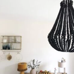 Lustre De Bali En Perles De Bois Diamètre 40 Cm Coloris Noir 6 Lustre De Bali En Perles De Bois Diamètre 40 Cm Coloris Noir -Décor Soldes suspension de bali en perles de bois coloris noir 1