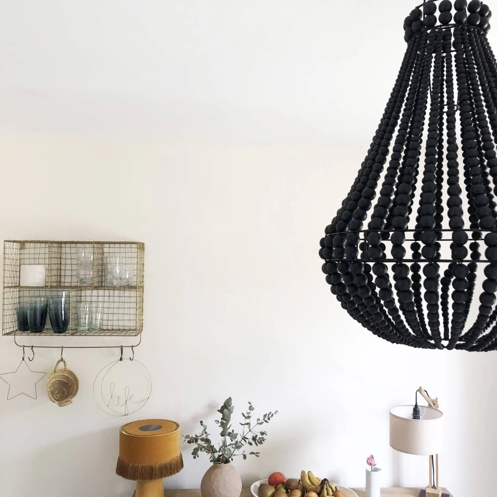 Lustre De Bali En Perles De Bois Diamètre 40 Cm Coloris Noir 4 Lustre De Bali En Perles De Bois Diamètre 40 Cm Coloris Noir – Image 2