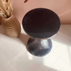 Tabouret TAMTAM En Métal Coloris Bleu Navy -Décor Soldes tabouret tamtam en metal coloris bleu navy 2